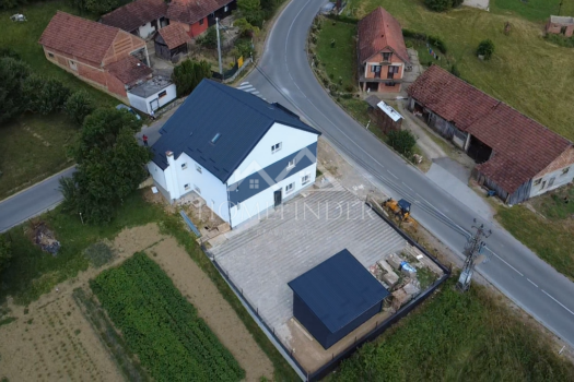 1756217089 2025 06 06 14 50 26 384