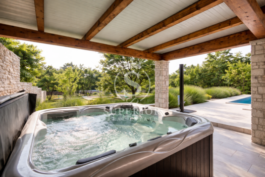 1774623521 luksuzni jacuzzi u vanjskom prostoru