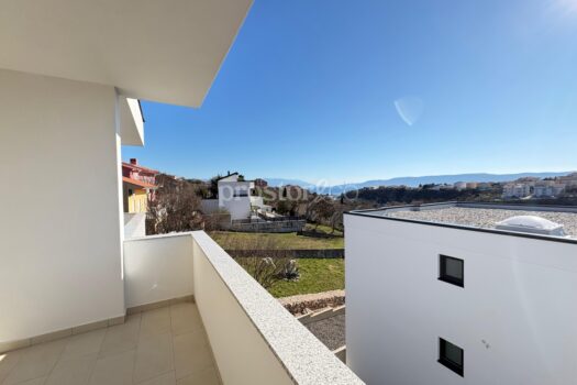 1774902726 whatsapp image 2026 03 01 at 22