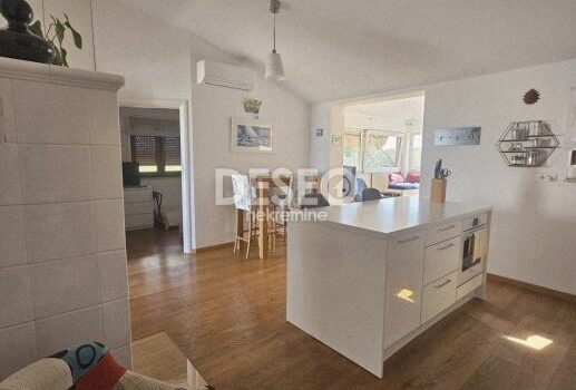 1775030887 stinjan 1 kat mirna lokacija 1 km mora potpuno namjesten slika 258368341