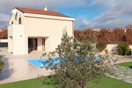 1775583534 kuca bazenom murvica prodaje vlasnik slika 266412945