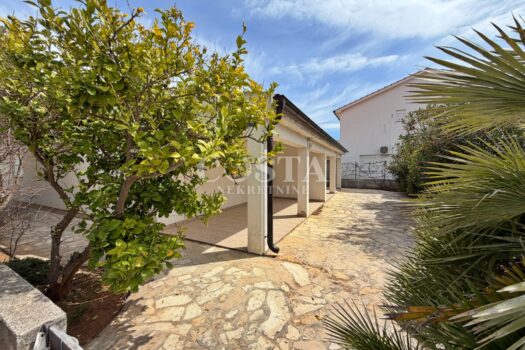 1775827532 costa nekretnine prodaja kuce vir 12