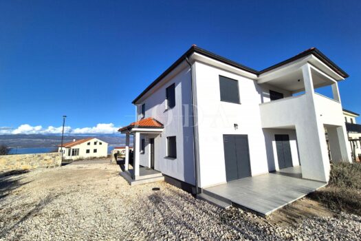 1776079841 170198326 666941 0