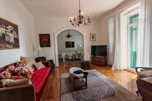 1776335955 1000197428