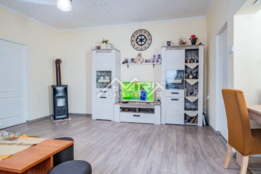 1776681021 osijek stan 3 spavace sobe u centru 12