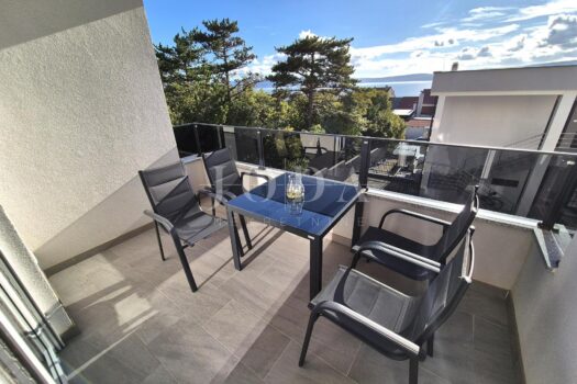 1777131678 1900697832 634867 0