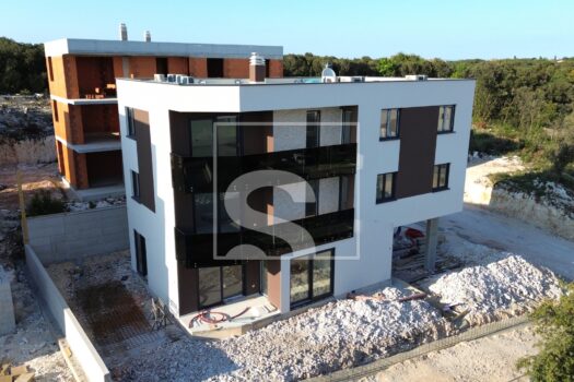 1777144136 dji 0543