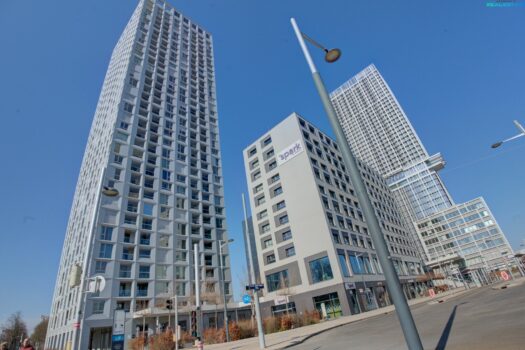 17Lw5jzAgcR9UCwaDd9Jmi