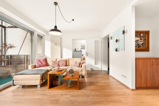 Zeitloses Wohnen auf sanierten 101 m² Wohnbereich