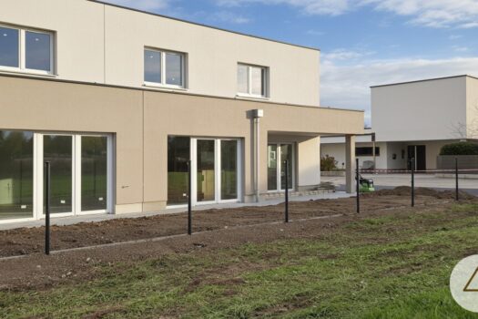 1ftXIaSi1yEpB9UoLKKrTE 2