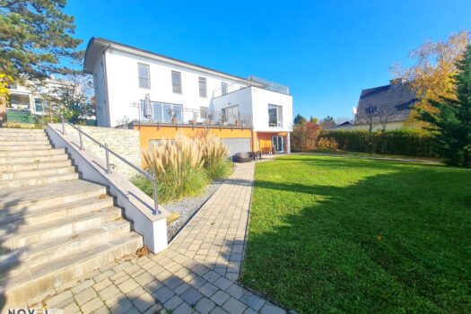 1gzQesoWbGD8hN7ojr4xA5