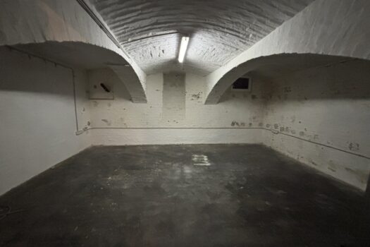 1mPLcOKWSyuHnh9J4kefGJ