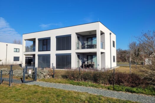 1z4R2Z6TdjoByCRJJCs1j8