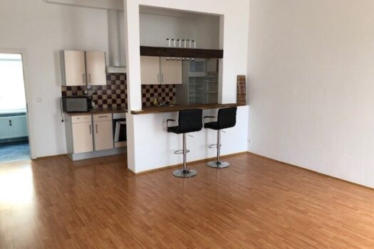 komplett ausgestattete Küche