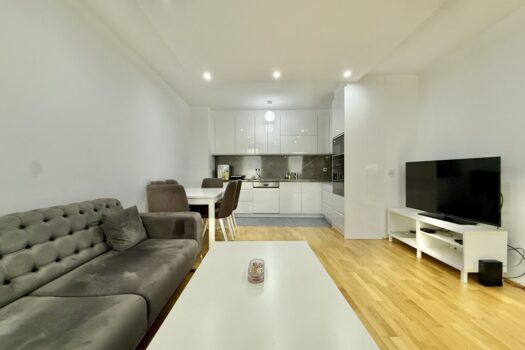 2CFawMcouqyuTHUClHhfGT