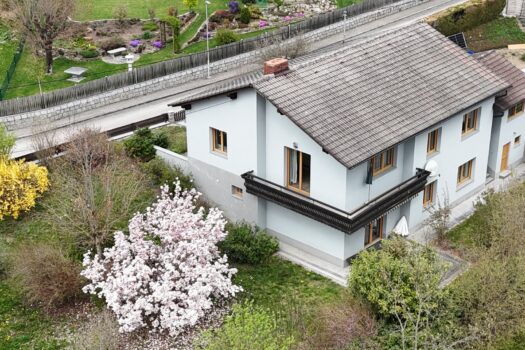 2J7NpAKrsaLA2AznjFI1Dr