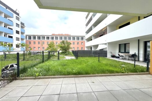 2L8uVc9CAG0d4JXLZO5ugO