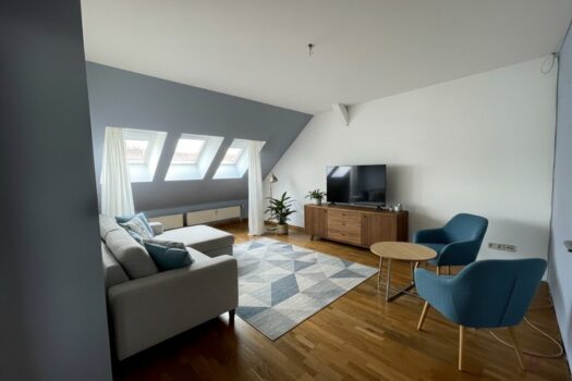 2Nx8K0K5oEglwILggVI7MS