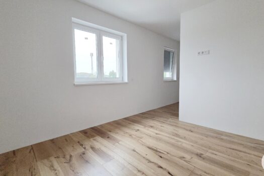 2cB1QoGGeC9G9QPF9B2NNW