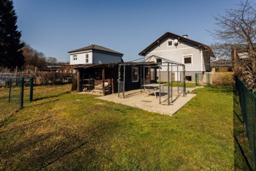 2evU5aY8kklURp2J1gvW8g