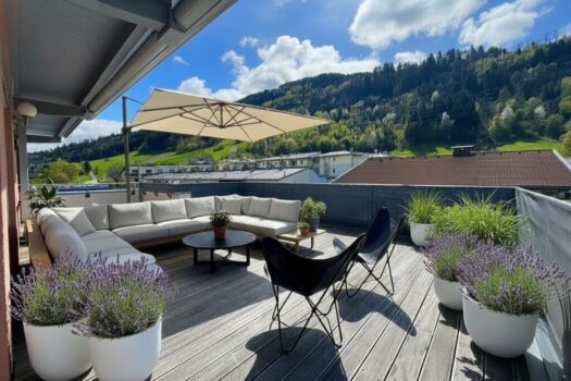 2luVouxDlPttWe1KiVaBSC