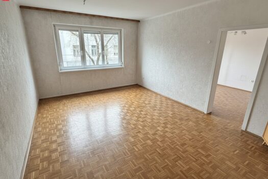 34fZLSBgn0Kp5Br720lyfo