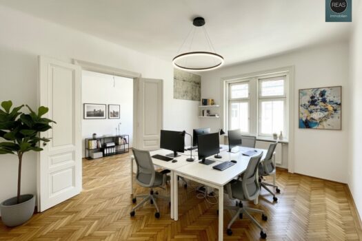 3AjBD0kXcyYeifBFJlxTaO