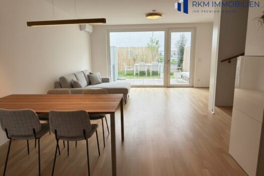 3IcX9RHNUY0UwPsJRJcF91