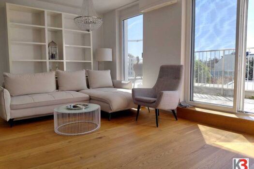 3IsQDqoiXd8JYUhRiSHb9R