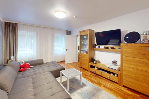 3ZXXkJbNH7gYDekyC0Wz7A