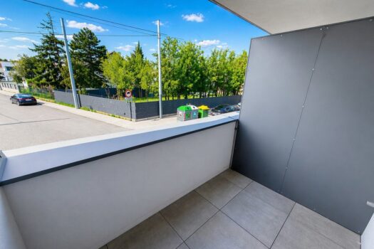 3ZlrwPCqRolW1pG7QfjkdL 1