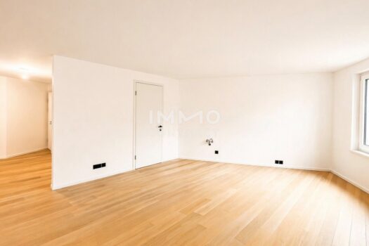 3kMcsOpYgIUGz8ATsvjbXM