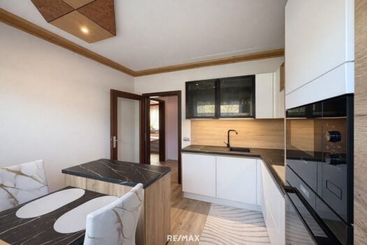 3uk08N8FCe9FaqHNI9yxuM