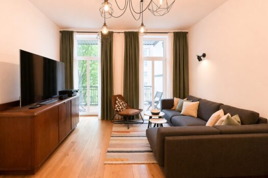 492Vw1NahEwY8UlESaE1bQ 1