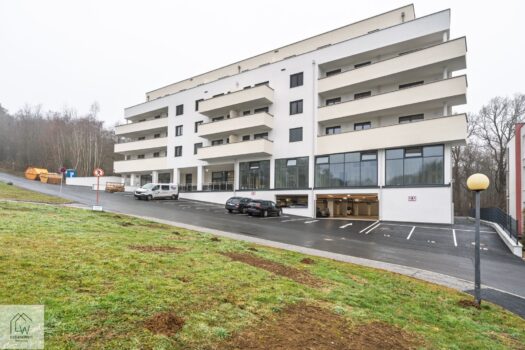 4FtXCZ6r5YF0nsfp2JAQyB