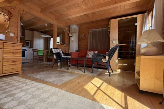 4L9fyEoWrumQm1CphS3y28