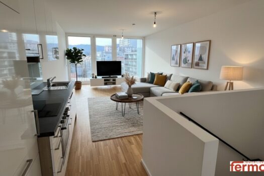 4ORLqY1O7lPw8ZyMFGWiJw