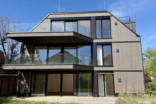 4hNKdsi35jpjONZhXmsaYX