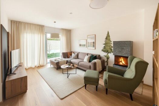 Ankommen. Durchatmen. Zuhause sein. Moderne Doppelhaushälfte mit Garten und 2 Terrassen in Absdorf Einrichtungsbeispiel Wohnzimmer (KI_generiert)