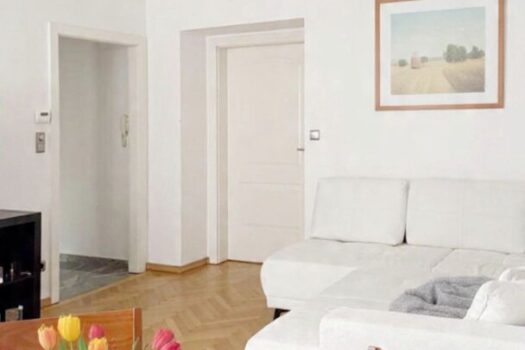 4vyvIcfDY8brU0m4NRBNrJ