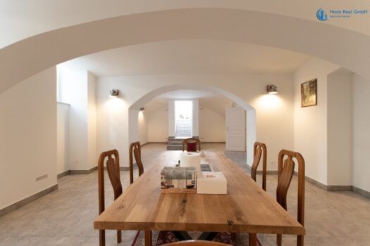 Souterrain-Studio mit Straßenzugang 59IXTm8VaVan1thiLDrX6k