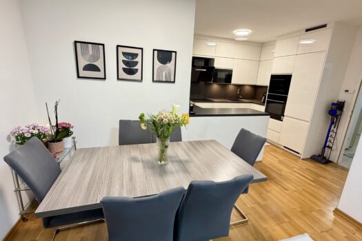 5DAmsPoeW6sCFbQyEwkRN