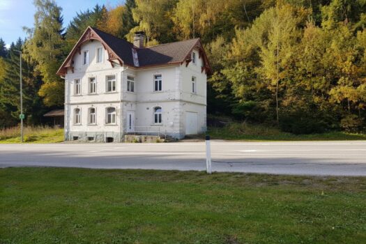 5W3VFgbH4laJBqZrBVeZ8Y