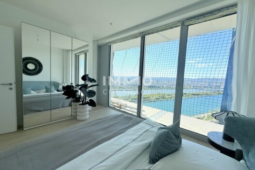 5m3vr71jq8U6WrJE5PBSjR