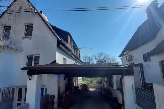 5qjjstAxYyF7xaf1SnSJUK