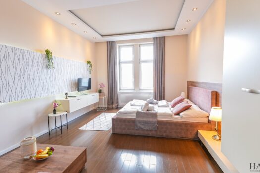 60KGNNnl9qjHvKTY36XoBz