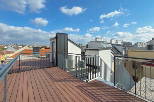 63KIKmfqjHKE4Miibsa0AJ