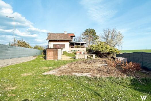 64SYph4fLIhoqxBkb9VMUa