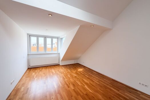 64mbWtGO5clQWLQaamnZfB