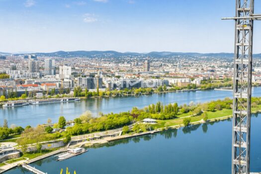 697jqDizSI0RVxsitPQjyM